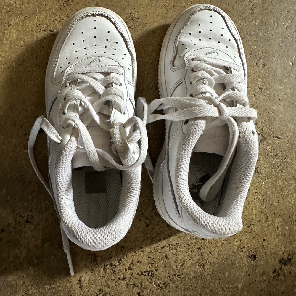 Nike kids air force